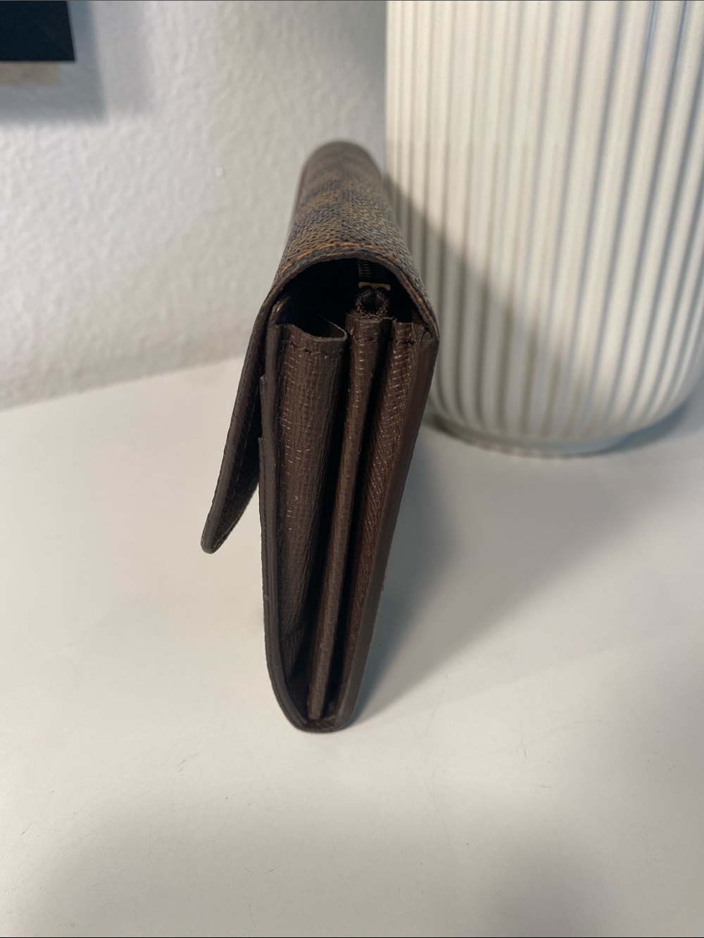Louis Vuitton Damier Ebene Sarah Wallet - Picture 12 of 17